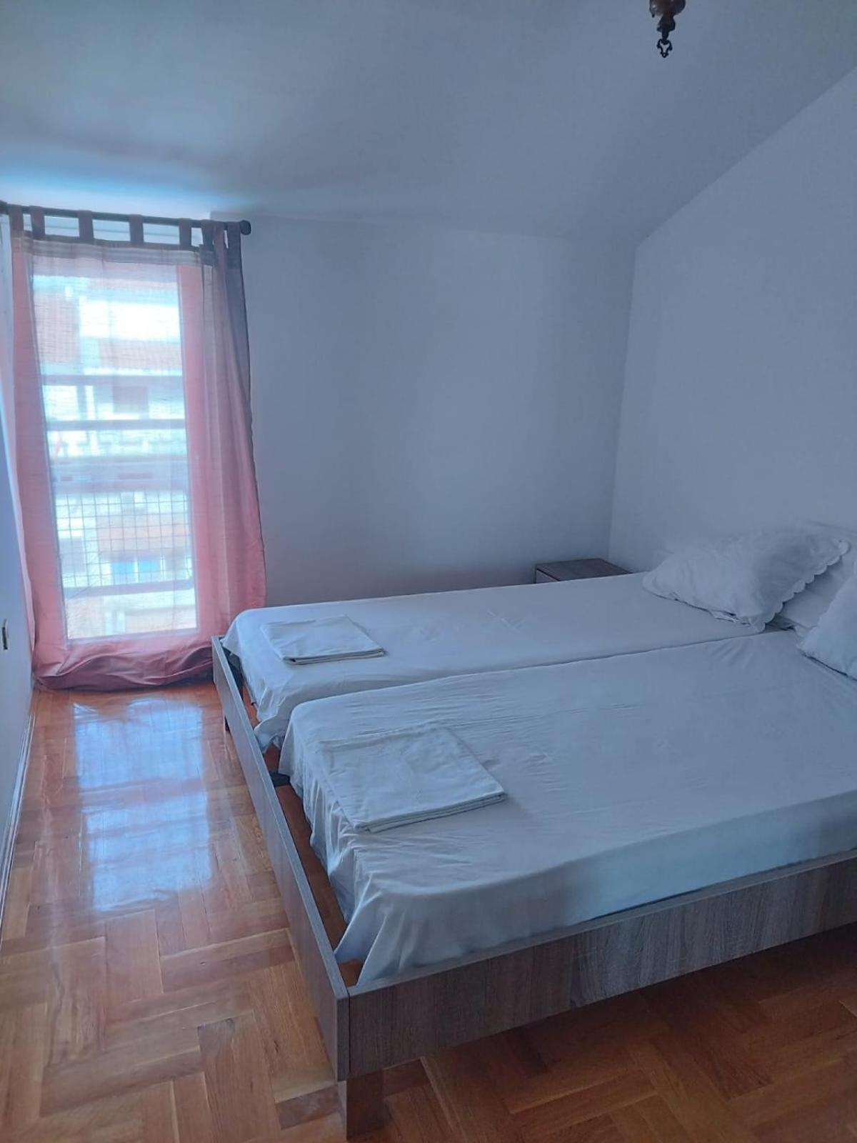 Appartamento Apartman Senka 2 Podgorica Esterno foto